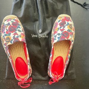 Vera Bradley Havana Rose size 7.